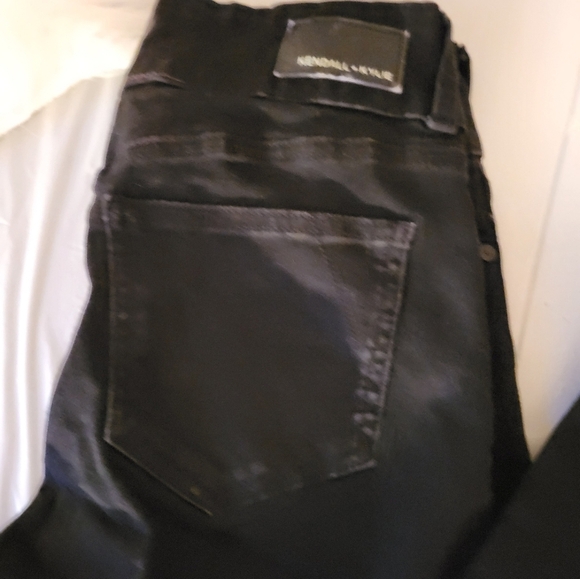 Kendall & Kylie Women Jean's Size 29x25 - Picture 4 of 6